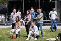 On 14 May 2022, Hochschule Düsseldorf – University of Applied Sciences (HSD) could finally celebrate its 50th anniversary – and the response exceeded everything all organisers had hoped for: Several thousand people came to celebrate during the day and well into the night, creating a unique atmosphere on campus and enjoying wonderful weather.